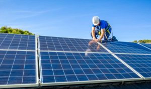Installation et mise en production des panneaux solaires photovoltaïques à Mandres-les-Roses